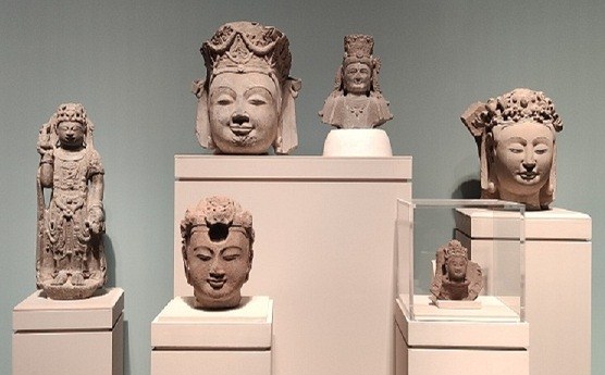 碑林博物馆藏五件佛教造像在成都博物馆展出(图1)