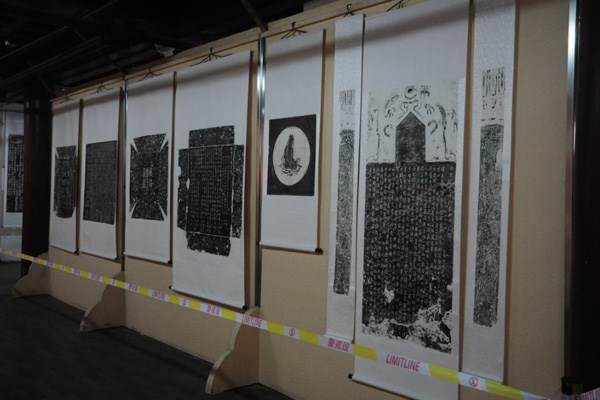 西安碑林拓片展在湖北襄阳博物馆开幕(图1)